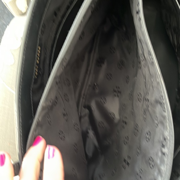 Tory Burch tote - Picture 9 of 11